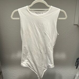 abercrombie soft a&f collection white cotton seamles fabric crew rank bodysuit